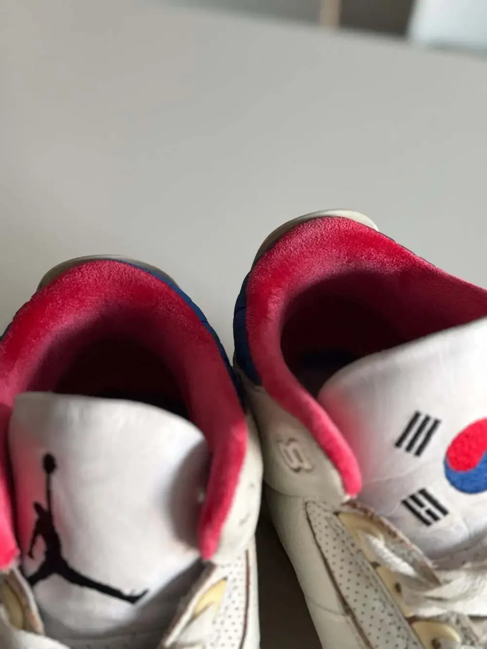 Air Jordan 3 Retro Seoul 2.0 Sneakers White/Gym Red-Blue-Grey